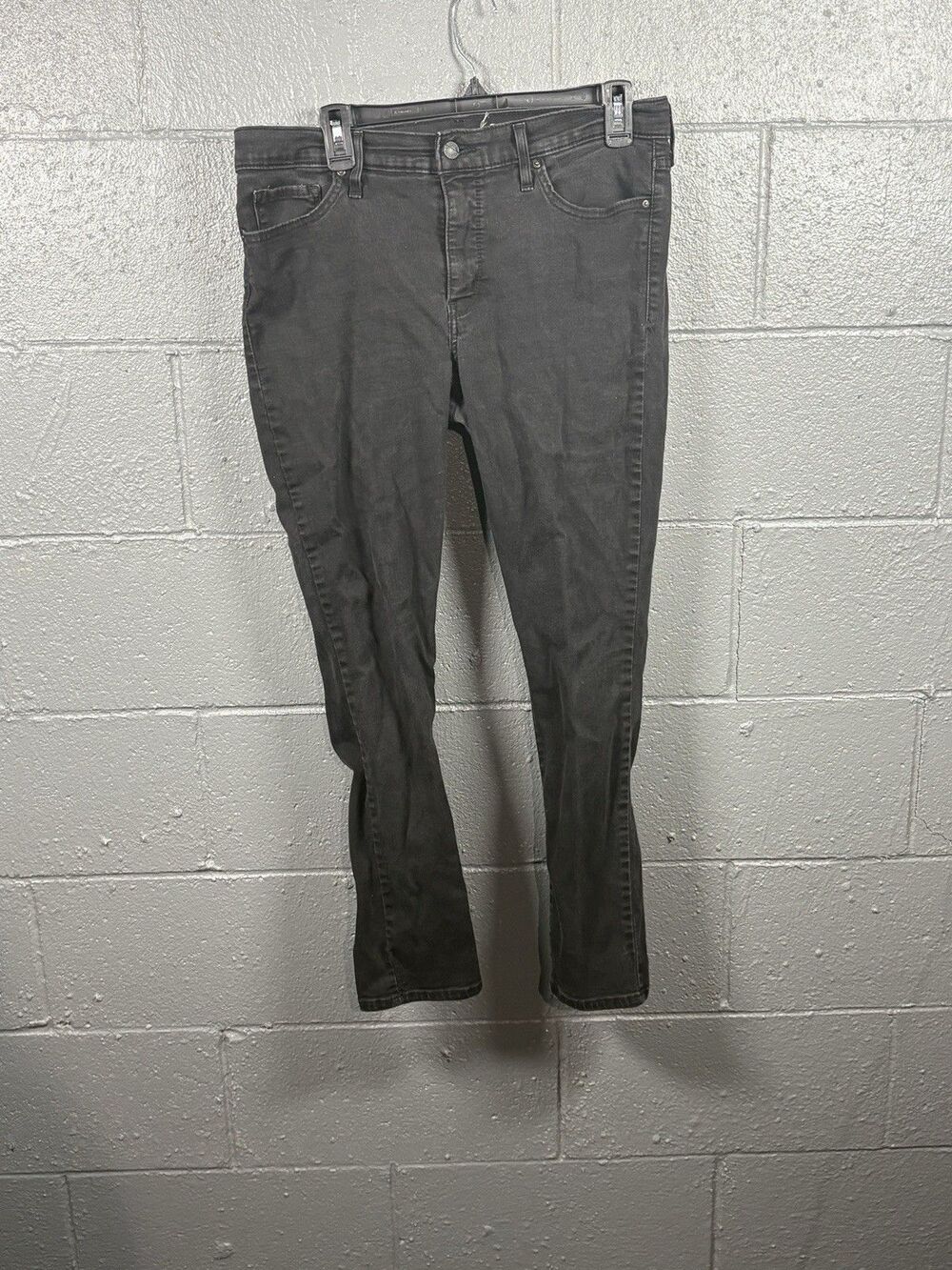 Levis 311 Shaping Skinny Jeans Womens 32x30 Black Stretch Denim Everyday Casual